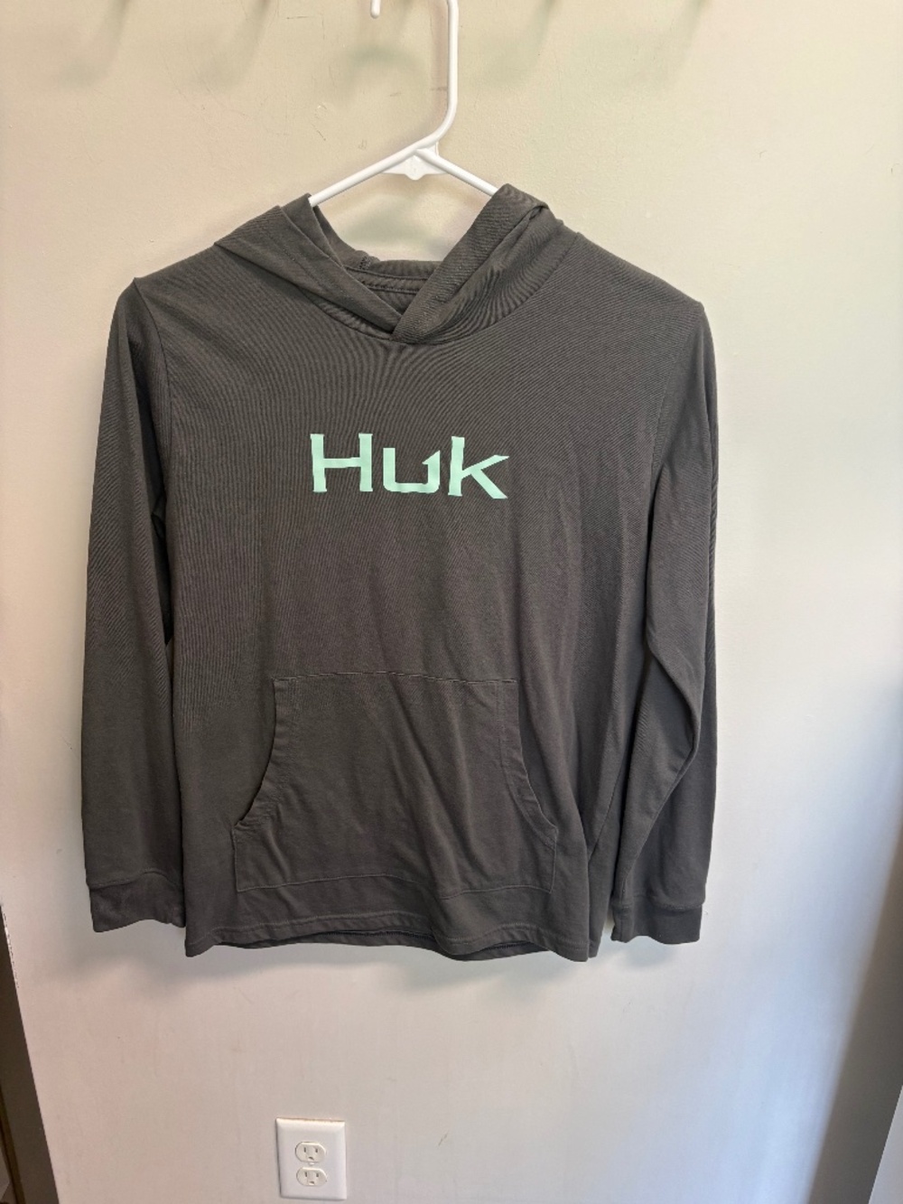 Huk Youth Large Gray Lightweight Hoodie